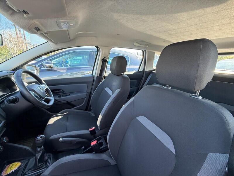 Dacia Duster view 2