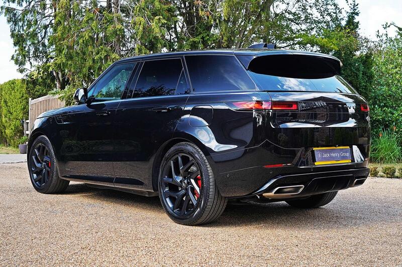 Land Rover Range Rover Sport view 3