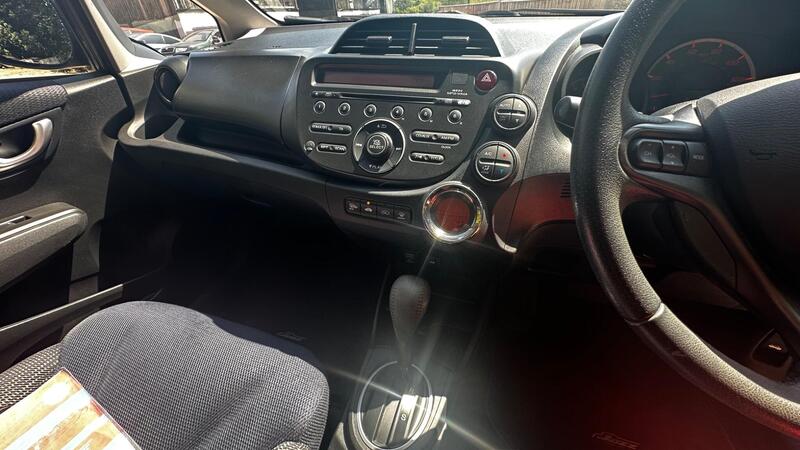 2013 Honda Jazz — photo 14