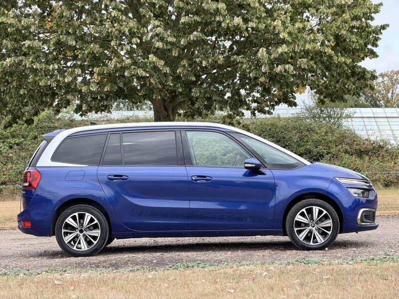Citroen Grand C4 Spacetourer view 3