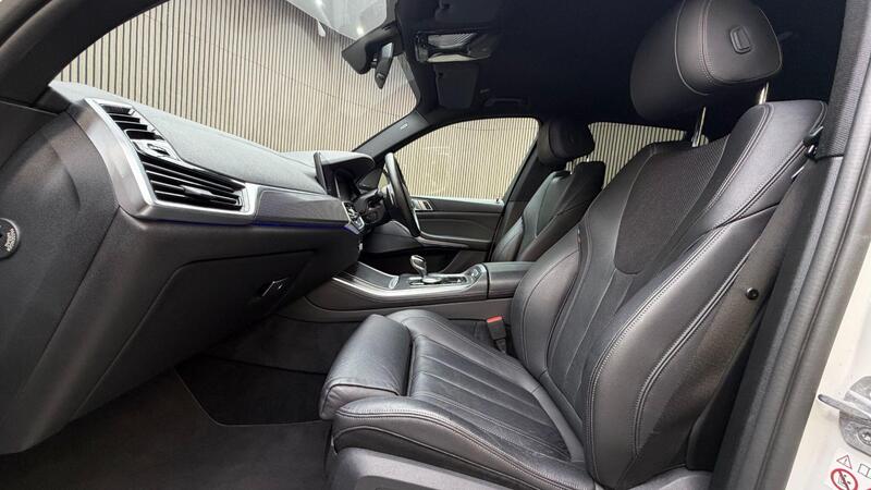 BMW X5 BMW X5 view 3