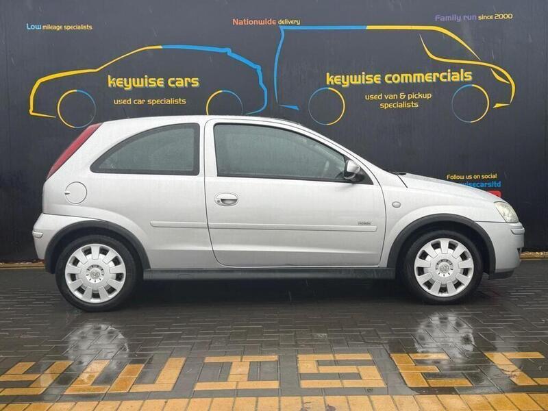 Vauxhall Corsa view 6