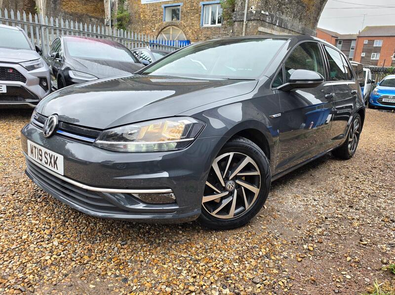 Volkswagen Golf 1.5 TSI EVO Match DSG Euro 6 (s/s) 5dr view 3