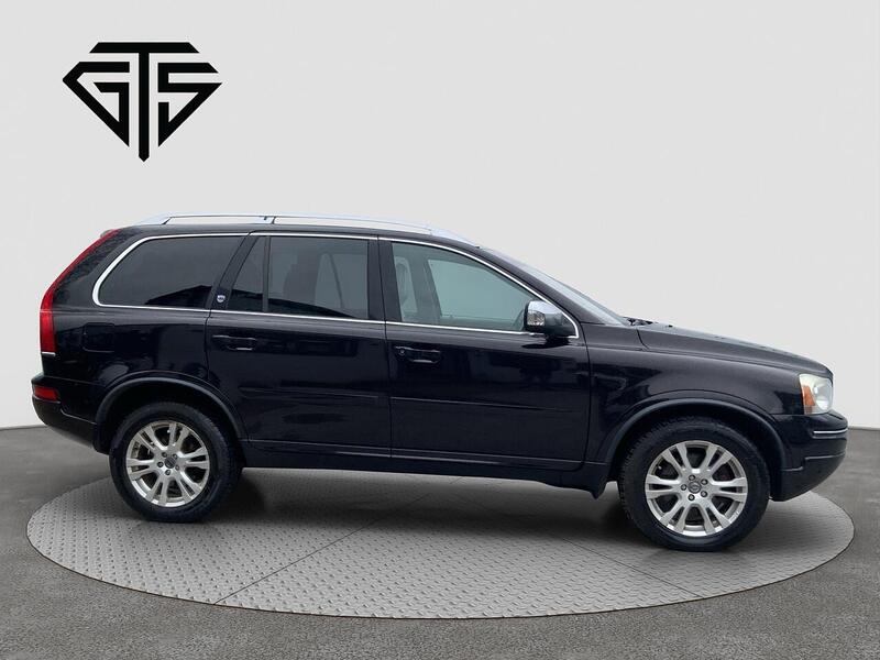Volvo XC90 view 2
