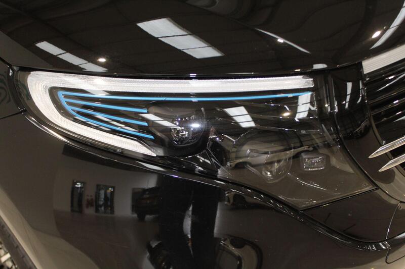 2023 Mercedes-Benz EQC in Black — image 21 of 89