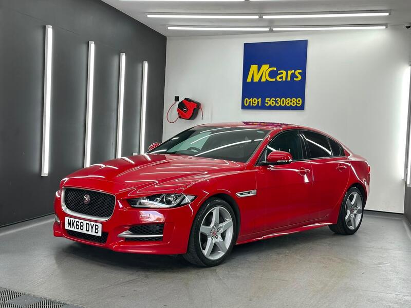 Jaguar Xe view 2