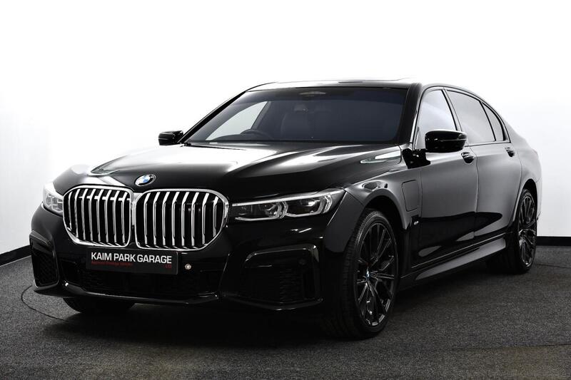 BMW 7 Series view 3