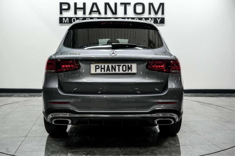 Mercedes-Benz GLC view 4