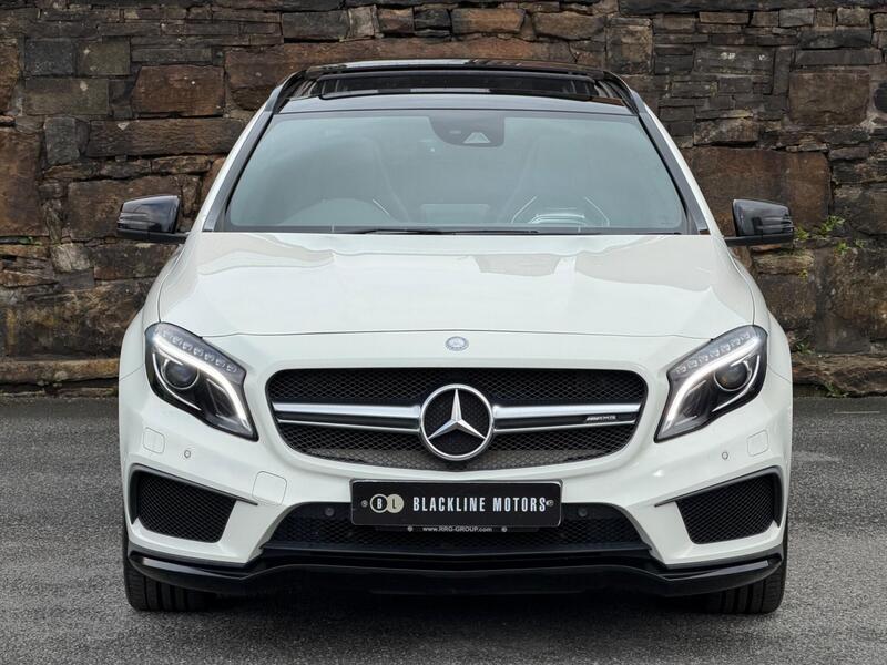 Mercedes-Benz Gla view 2
