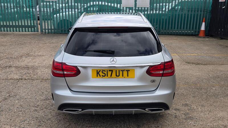Mercedes-Benz C-Class view 6
