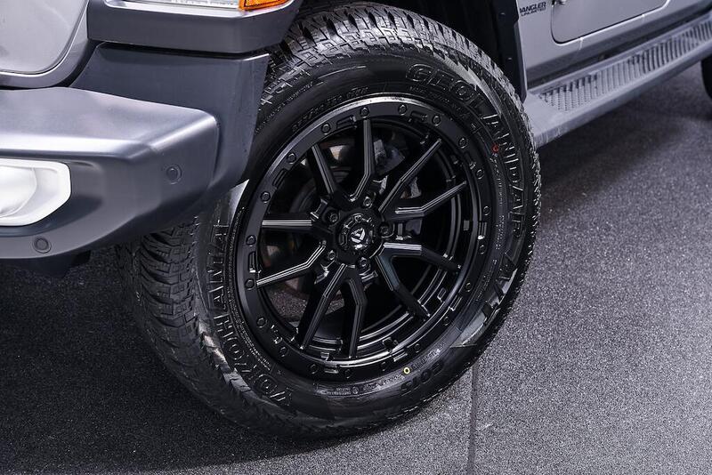 Jeep Wrangler view 6