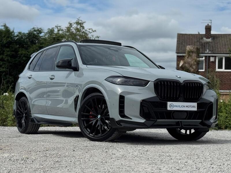 BMW X5 view 2