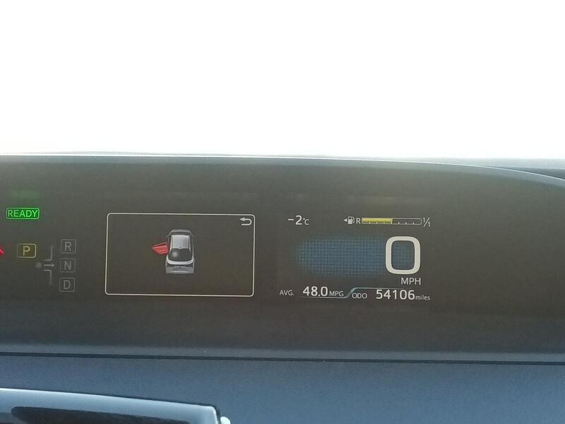Toyota Prius view 25
