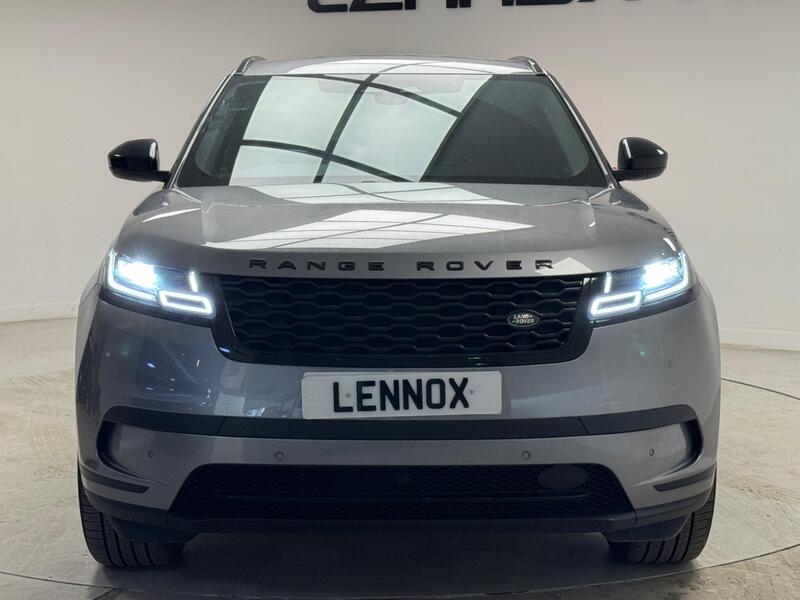 Land Rover Range Rover Velar view 2