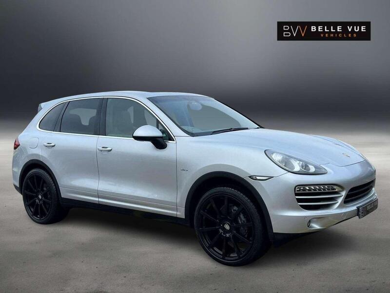 Porsche Cayenne main image