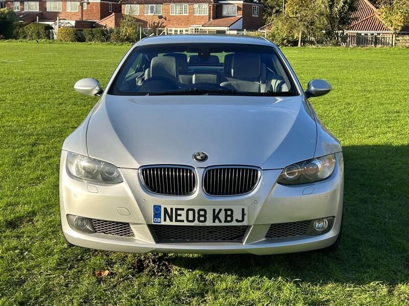 BMW 3 Series view 3
