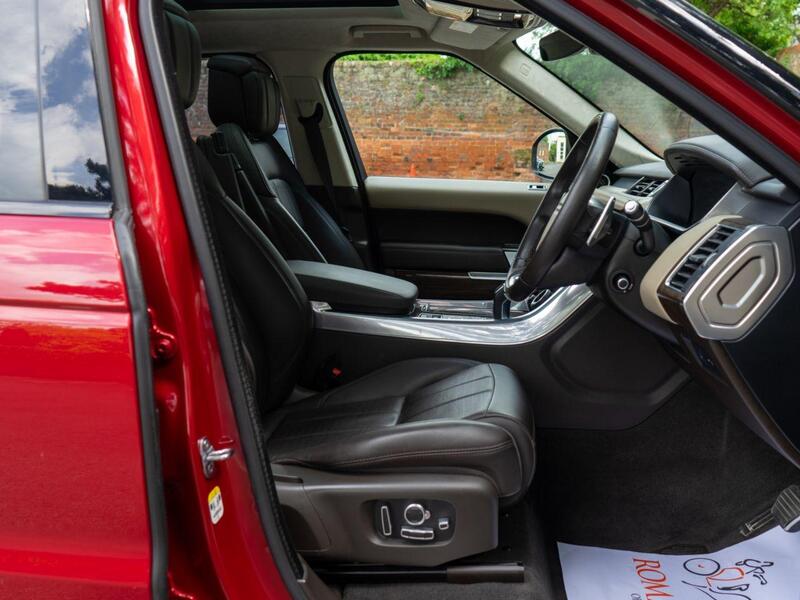 Land Rover Range Rover view 4