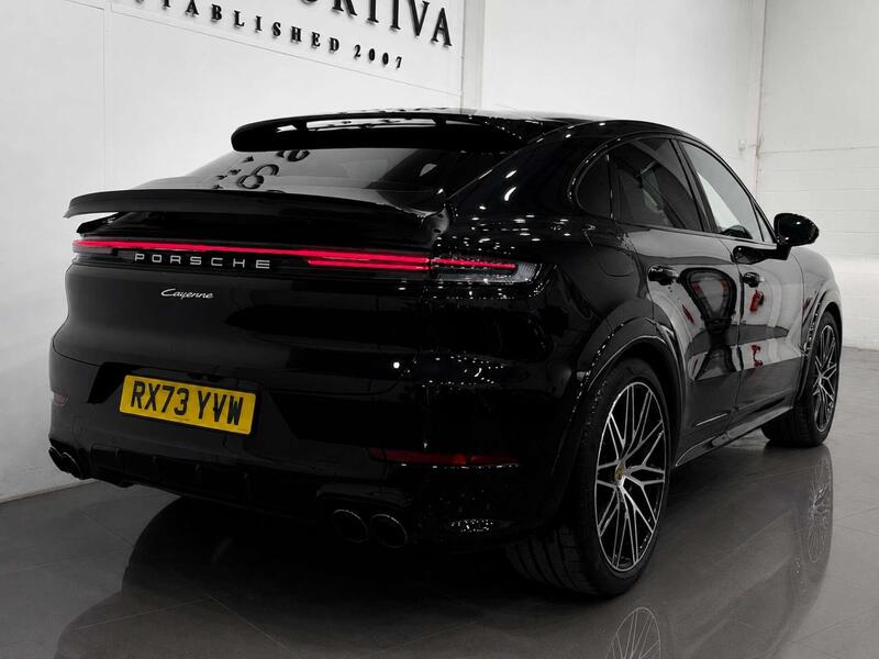 Porsche Cayenne view 3