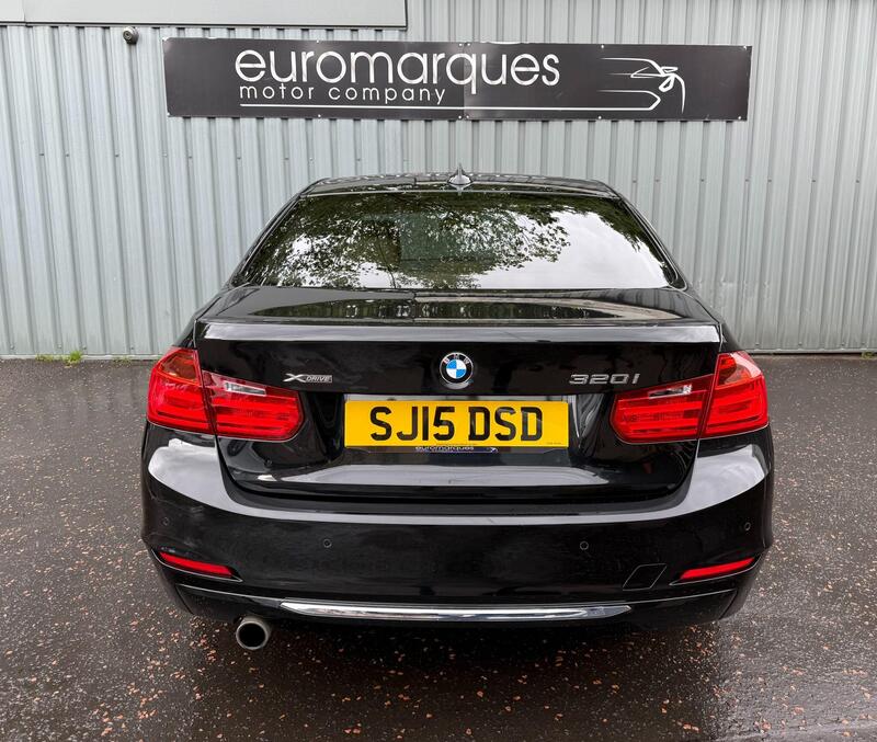 BMW 3 Series view 5
