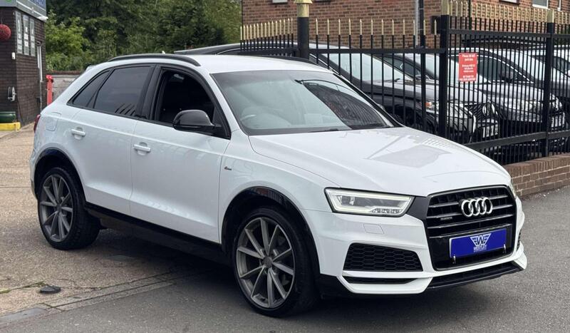 Audi Q3 view 6