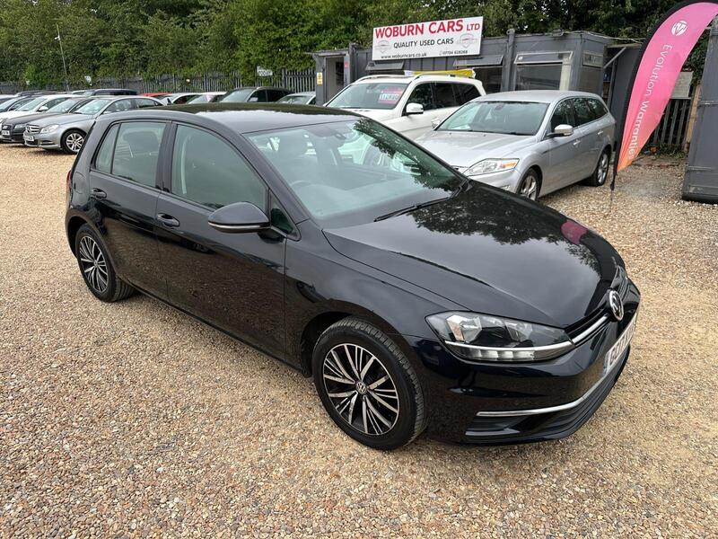 Volkswagen Golf view 6