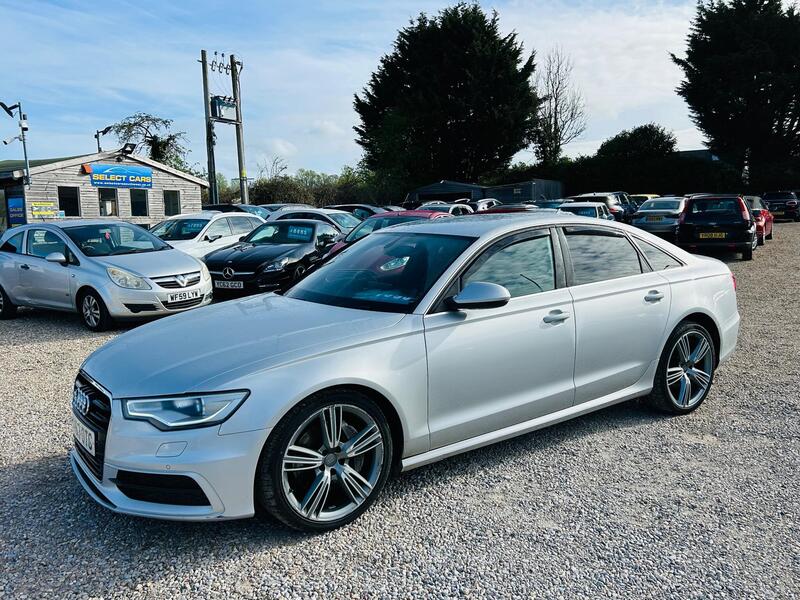 Audi A6 Saloon view 5