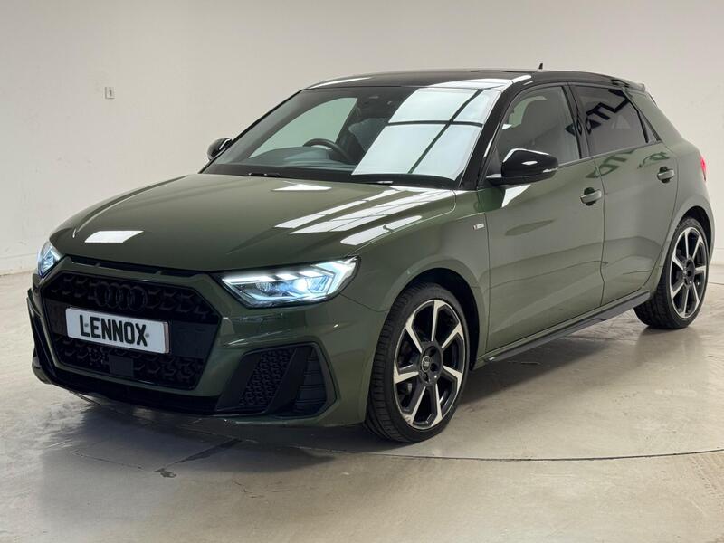 Audi A1 view 3