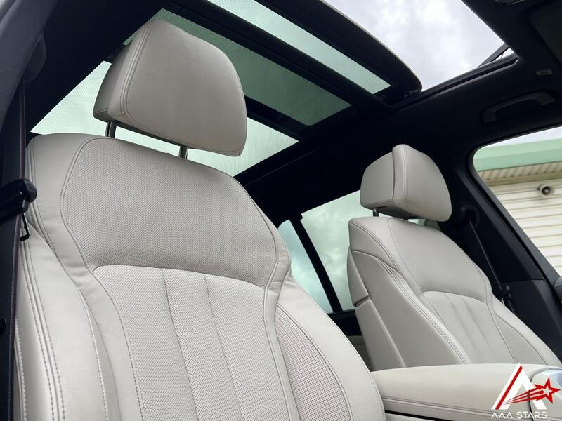 BMW X5 view 2