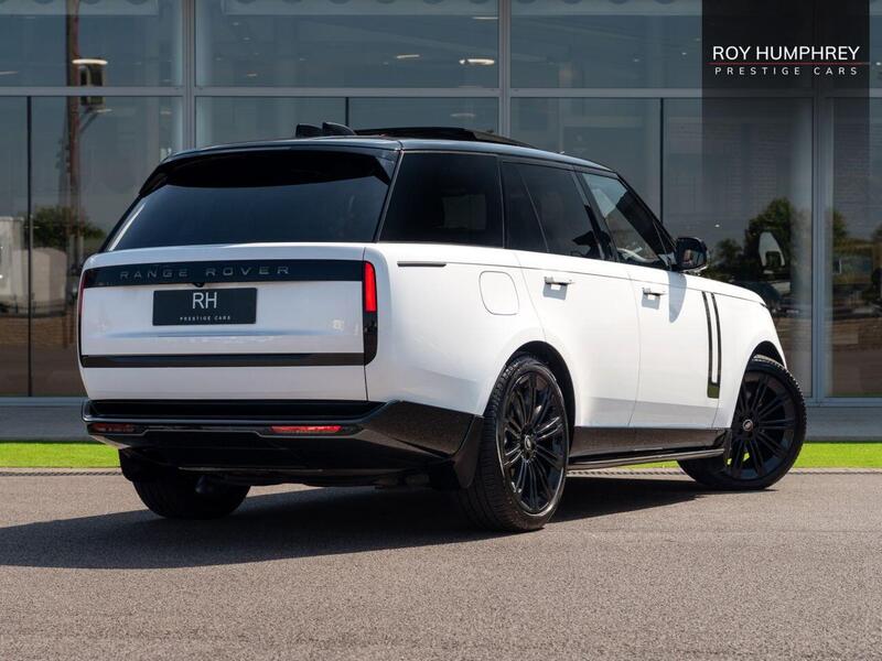 Land Rover Range Rover view 2