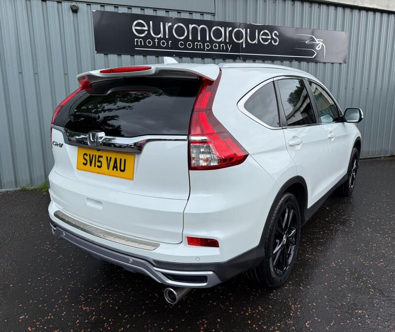 Honda CR-V view 3