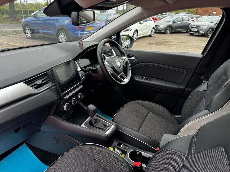 Renault Captur view 3