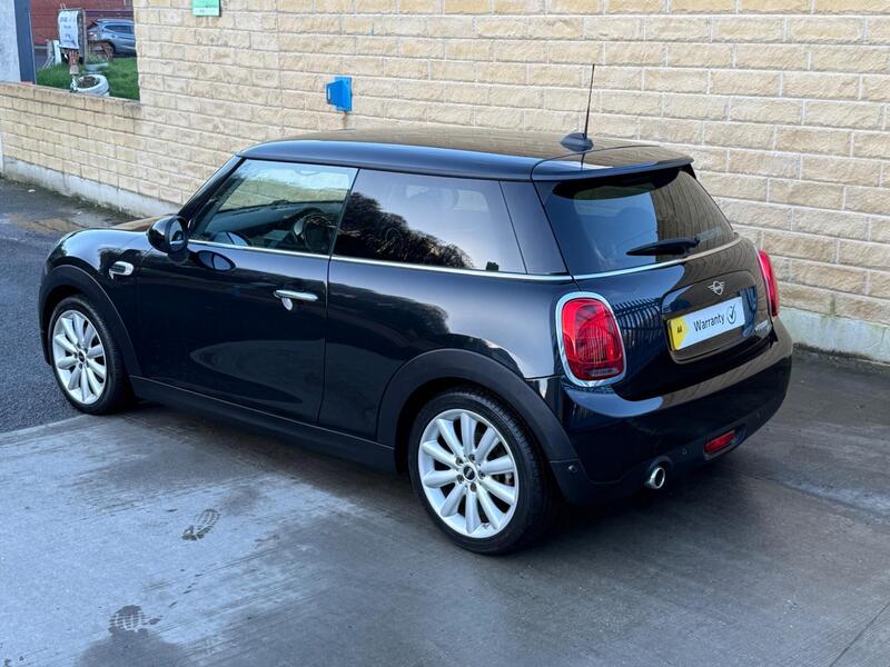 Mini Cooper view 3