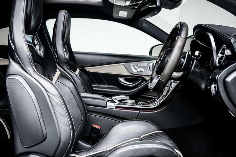 Mercedes-Benz C-Class view 6