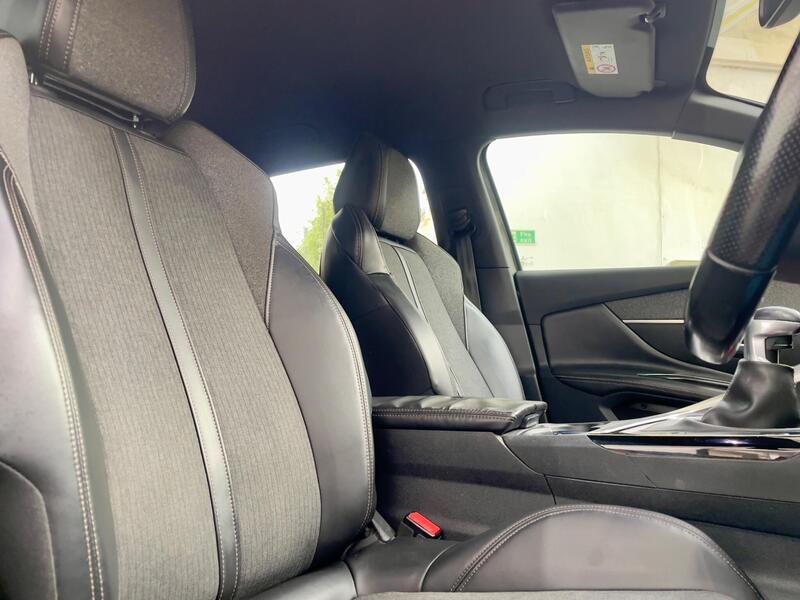 Peugeot 3008 view 6