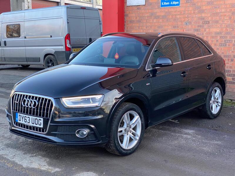 Audi Q3 view 2