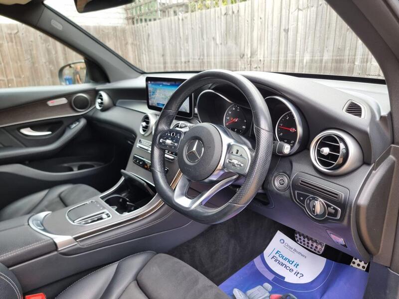 Mercedes-Benz Mercedes-Benz GLC view 2