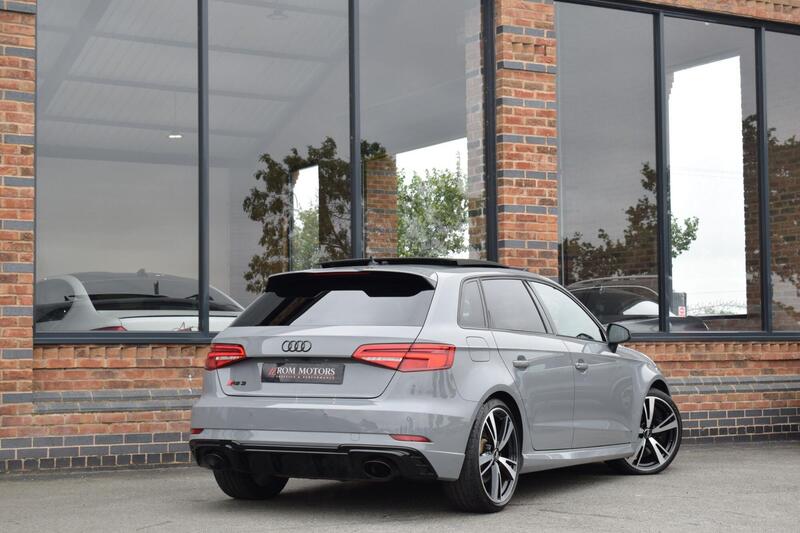 Audi Audi RS3 view 2
