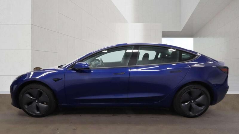 Tesla Model 3 view 4