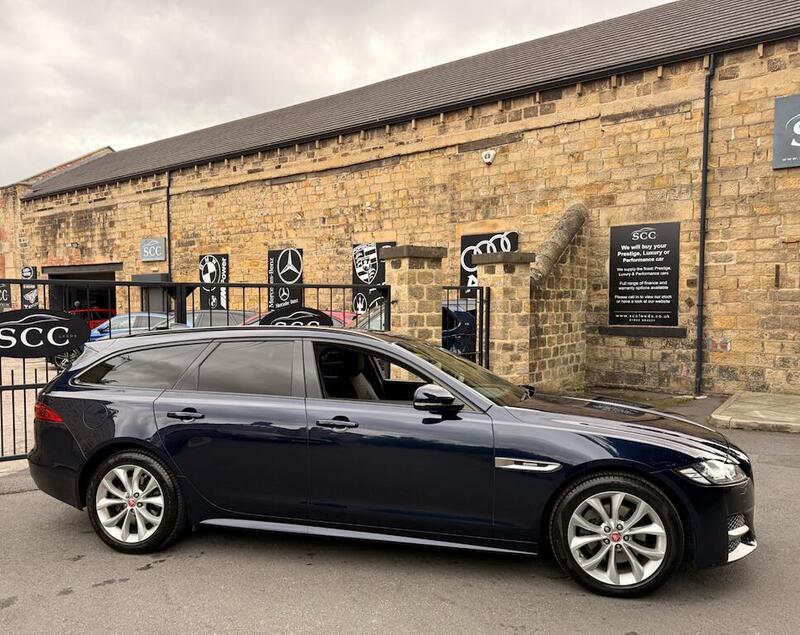 Jaguar XF view 4