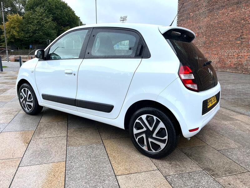 Renault Twingo view 4