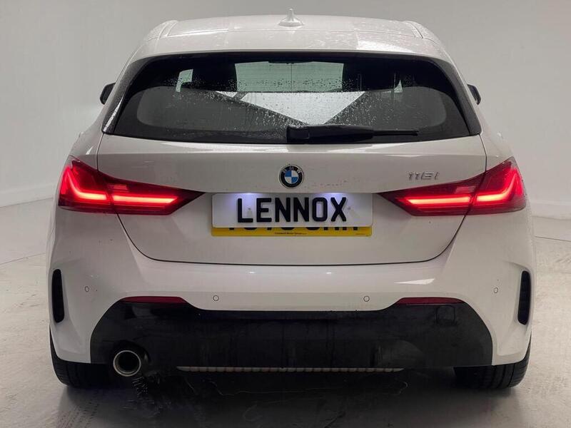 BMW 1 Series view 5