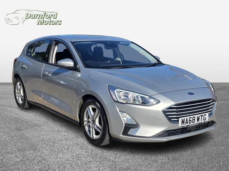 Ford Focus view 3