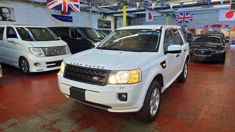 2012 Land Rover Freelander in White for sale