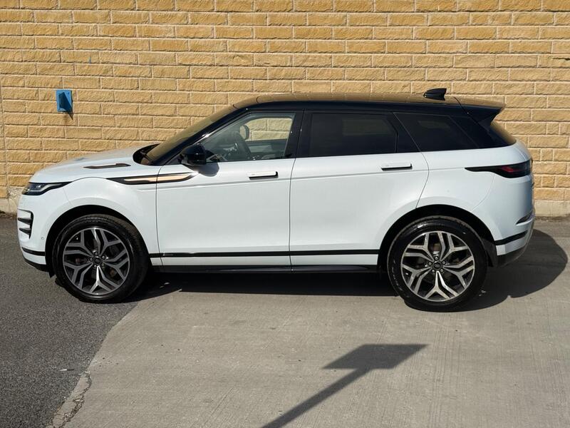 Land Rover Range Rover Evoque view 2