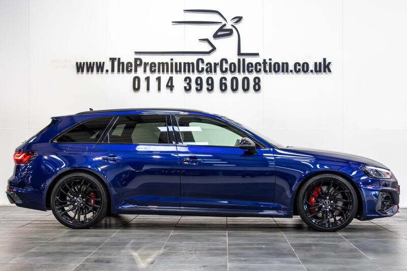 Audi RS4 view 6