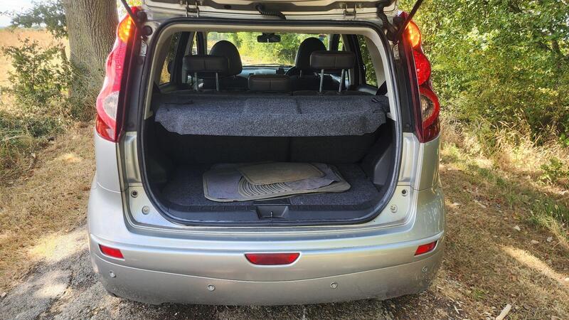 2010 Nissan Note — photo 7