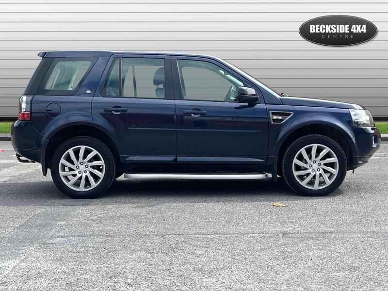 Land Rover Freelander 2 view 2