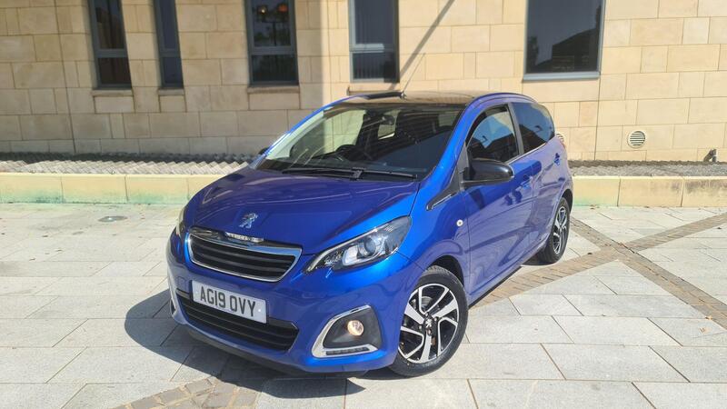 Peugeot 108 view 3
