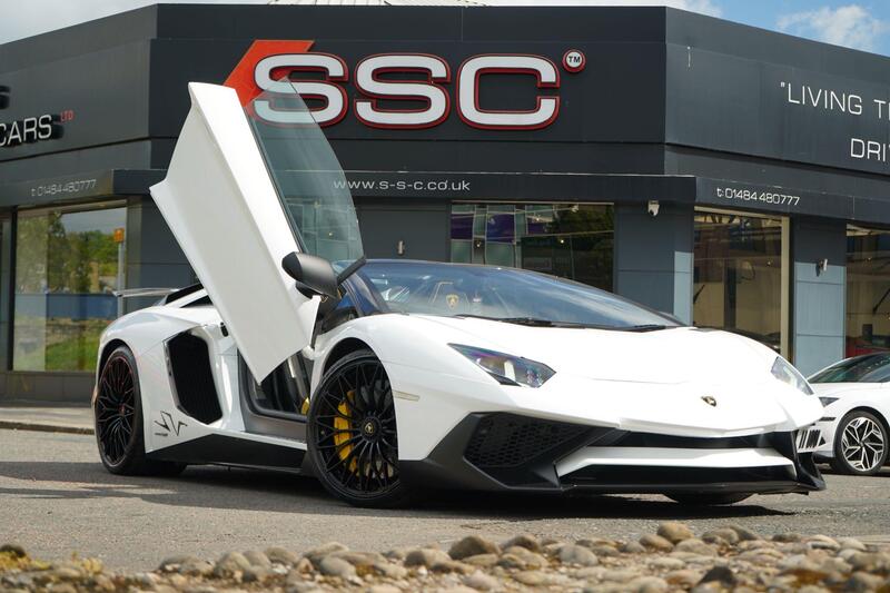 2017 Lamborghini Aventador in White for sale