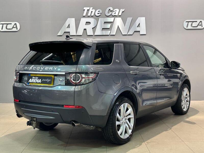 Land Rover Discovery Sport view 2